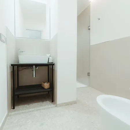 Verga 16 Deluxe Maison d'hôtes Cefalù