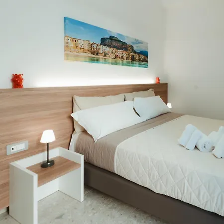 Verga 16 Deluxe Maison d'hôtes Cefalù