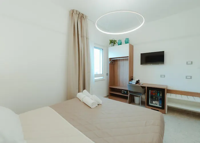 Verga 16 Deluxe בית הארחה