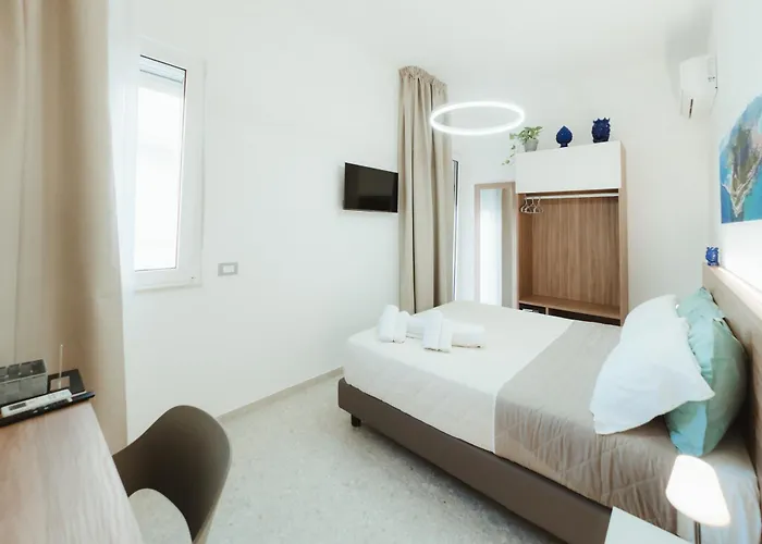 Verga 16 Deluxe בית הארחה